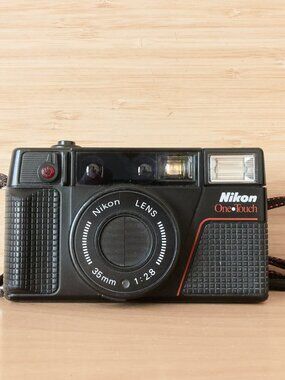 Nikon One Touch L35AF Film Camera 35mm f2.8 Lens Tested Vintage Point and Shoot